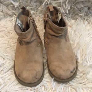 Toddler little boots